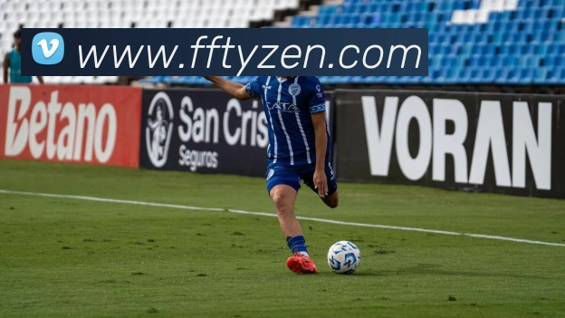 火箭队次节强势反弹半场领先太阳10分杜兰特阿门狄龙合力发威